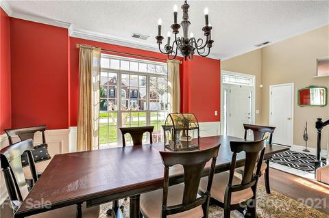 883 Knightsbridge Rd, Fort Mill, SC 29708 photo 3