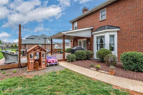 401 Willowbrook Dr, Morganton, NC 28655 photo 28