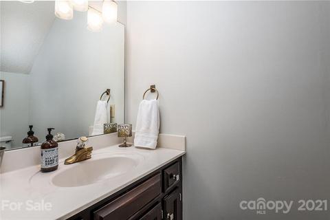 401 Willowbrook Dr, Morganton, NC 28655 photo 18