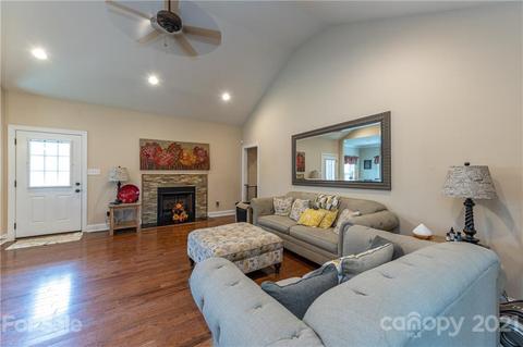 1105 Ruthburn Ct, Lancaster, SC 29720 photo 12