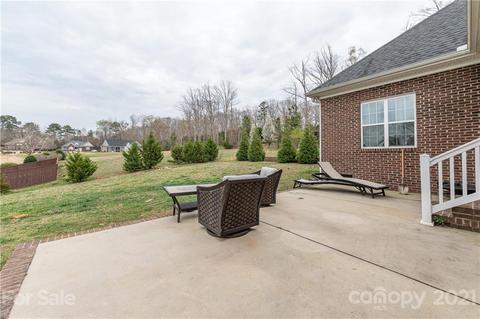 1105 Ruthburn Ct, Lancaster, SC 29720 photo 8