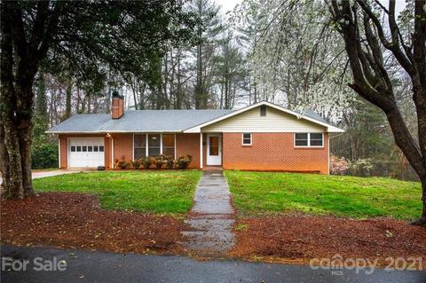 237 Grove St, Brevard, NC 28712 photo 3