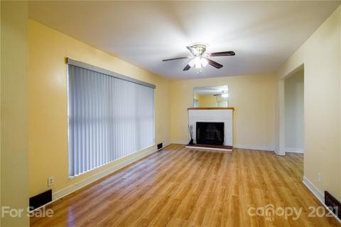 237 Grove St, Brevard, NC 28712 photo 8