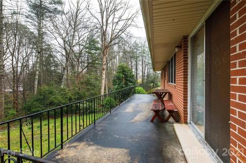 237 Grove St, Brevard, NC 28712 photo 5