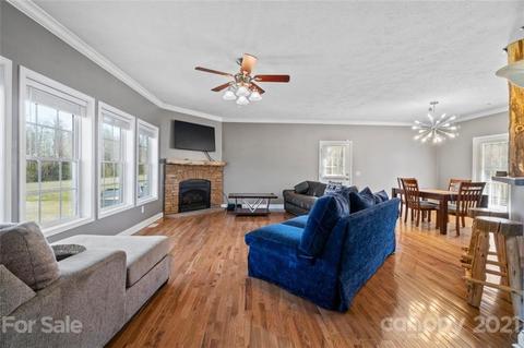 718 Powell Bridge Rd, Harmony, NC 28634 photo 4