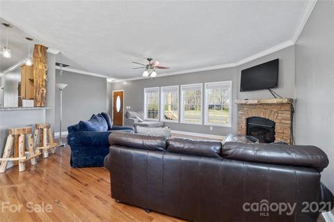 718 Powell Bridge Rd, Harmony, NC 28634 photo 6