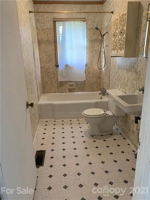 365 E Doc Garris Rd, Lancaster, SC 29720 photo 16