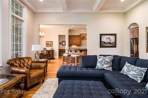 19317 Overleaf Ln, Davidson, NC 28036 photo 8
