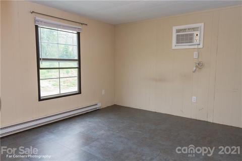 46 Monroe Ln, Clyde, NC 28721 photo 7