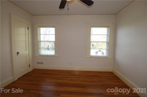 211 8th St NE, Conover, NC 28613 photo 28