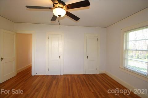 211 8th St NE, Conover, NC 28613 photo 35