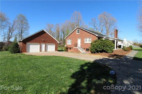 211 8th St NE, Conover, NC 28613 photo 6