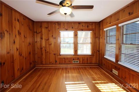 211 8th St NE, Conover, NC 28613 photo 26