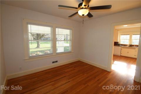 211 8th St NE, Conover, NC 28613 photo 11