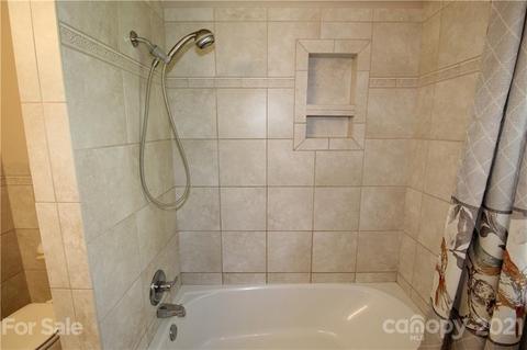 211 8th St NE, Conover, NC 28613 photo 30