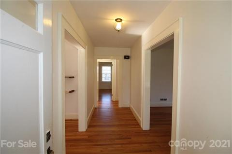 211 8th St NE, Conover, NC 28613 photo 10