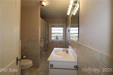 211 8th St NE, Conover, NC 28613 photo 32