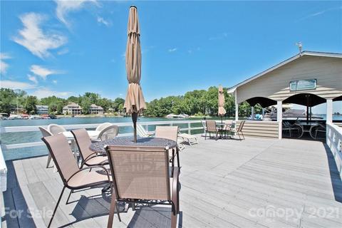 20357 Harborgate Ct #212, Cornelius, NC 28031 photo 10