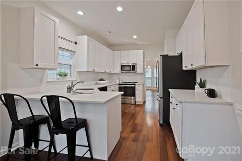 17111 Graves Ct, Cornelius, NC 28031 photo 6