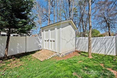 17111 Graves Ct, Cornelius, NC 28031 photo 29