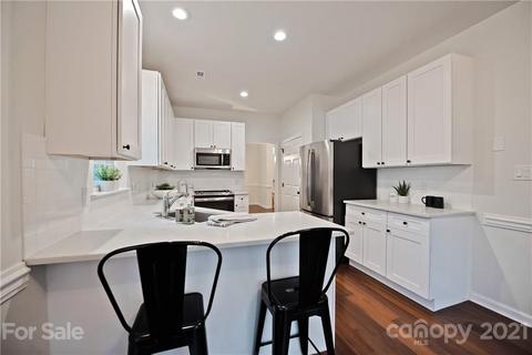 17111 Graves Ct, Cornelius, NC 28031 photo 7
