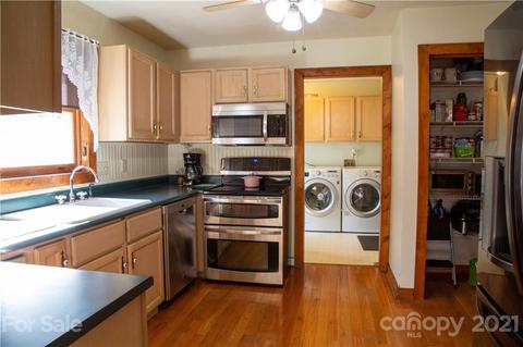 380 Ridgeway Dr, Flat Rock, NC 28731 photo 8