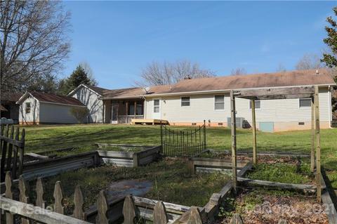 380 Ridgeway Dr, Flat Rock, NC 28731 photo 14