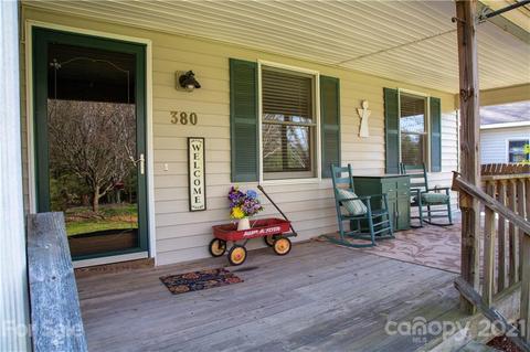 380 Ridgeway Dr, Flat Rock, NC 28731 photo 3