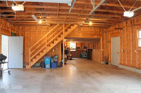 380 Ridgeway Dr, Flat Rock, NC 28731 photo 13