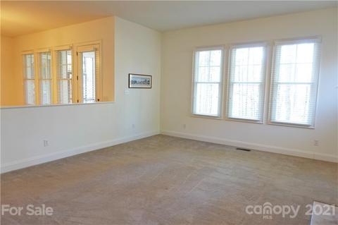 11 Pine Knot Loop, Fairview, NC 28730 photo 18