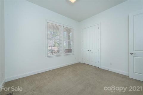 11 Pine Knot Loop, Fairview, NC 28730 photo 5