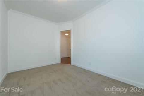 11 Pine Knot Loop, Fairview, NC 28730 photo 4