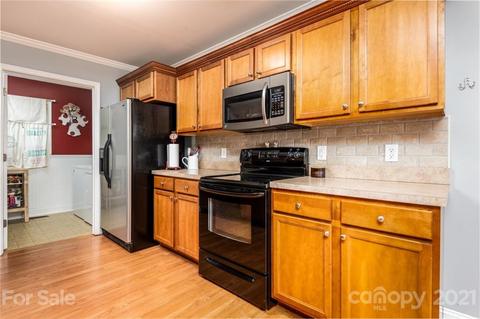 1784 Rad Dr, Conover, NC 28613 photo 6