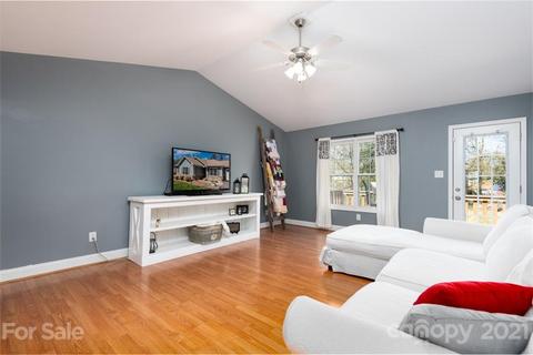 1784 Rad Dr, Conover, NC 28613 photo 8