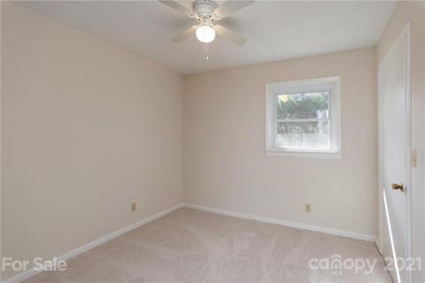 22 Broadview Cir, Brevard, NC 28712 photo 13