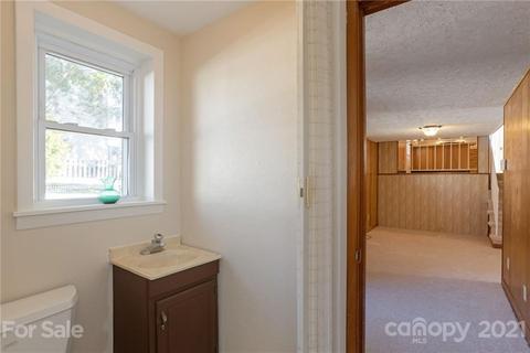 22 Broadview Cir, Brevard, NC 28712 photo 18