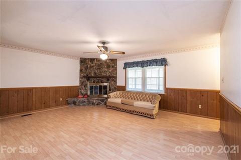 3471 Danial St, Conover, NC 28613 photo 10