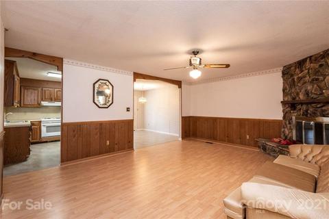 3471 Danial St, Conover, NC 28613 photo 9