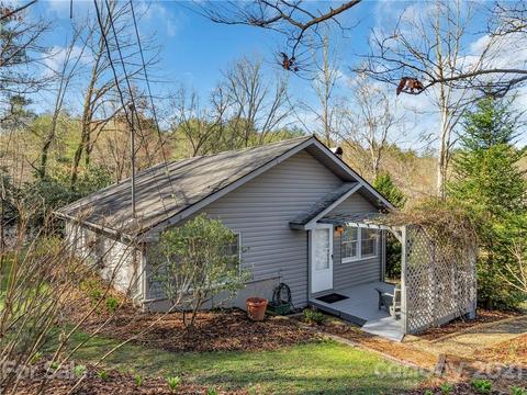 8260 E Fork Rd, Brevard, NC 28712 photo 1