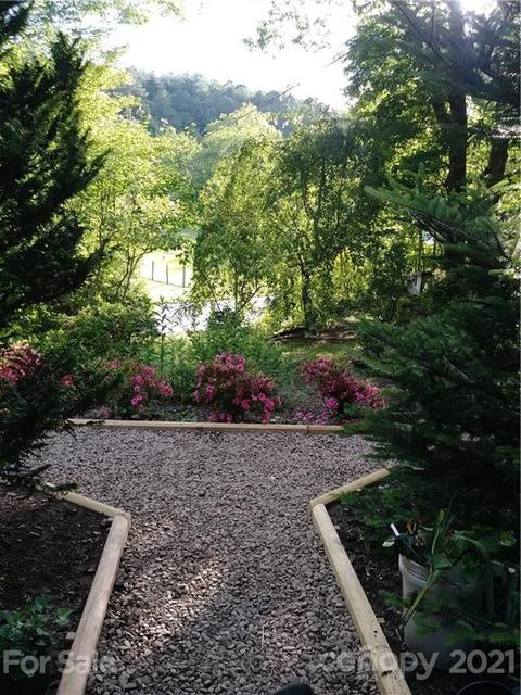 8260 E Fork Rd, Brevard, NC 28712 photo 3