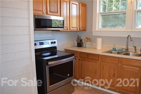 467 Maple St, Brevard, NC 28712 photo 17