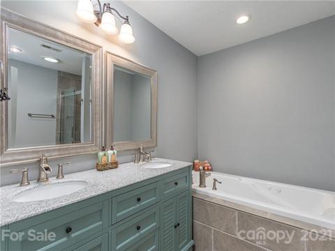 238 Poplar Dr, Clyde, NC 28721 photo 14