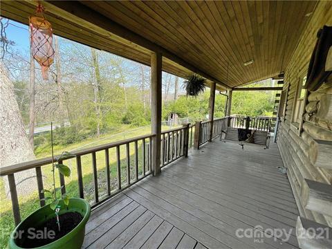5194 Wolfe Rd, Hickory, NC 28601 photo 2