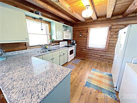 5194 Wolfe Rd, Hickory, NC 28601 photo 9