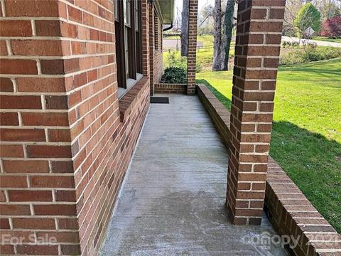 308 Main Ave E, Hildebran, NC 28637 photo 4