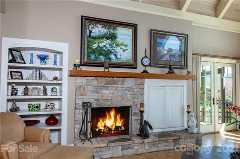 315 Windover Dr, Brevard, NC 28712 photo 8