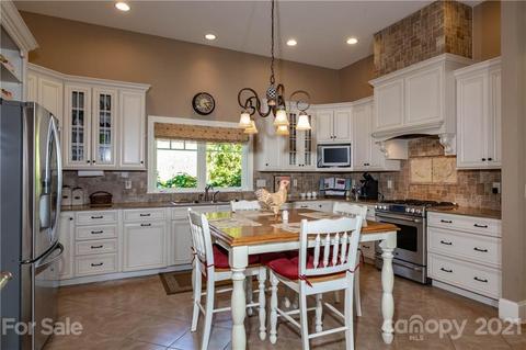 315 Windover Dr, Brevard, NC 28712 photo 11