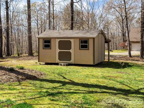 950 White Oak Ln, Tryon, NC 28782 photo 30