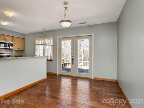 950 White Oak Ln, Tryon, NC 28782 photo 13