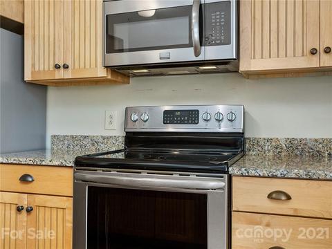950 White Oak Ln, Tryon, NC 28782 photo 15